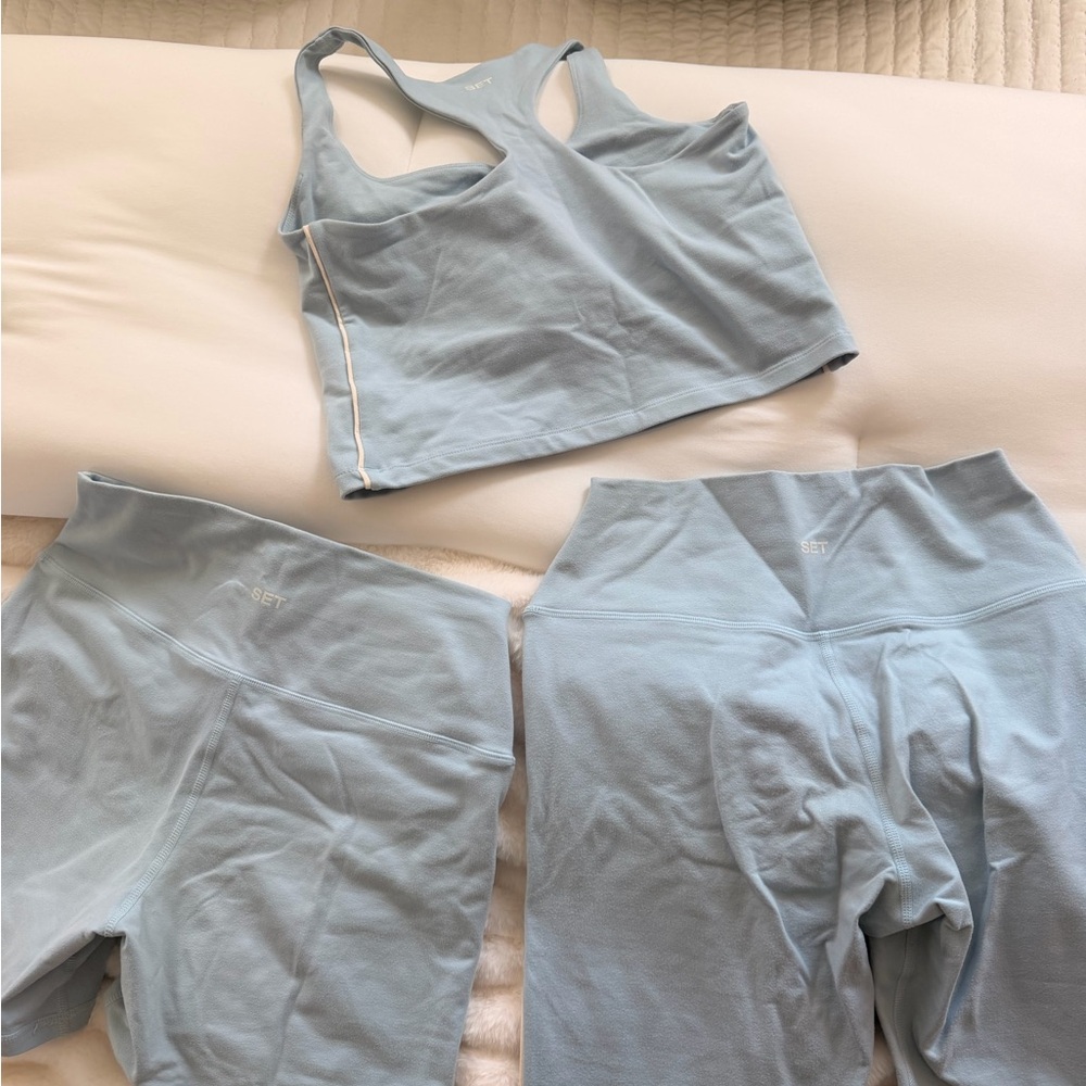 3 Piece SET ACTIVE set! Racerback Crop Top + High-Waist Leggings & Bike Shorts - Picture 2 of 2